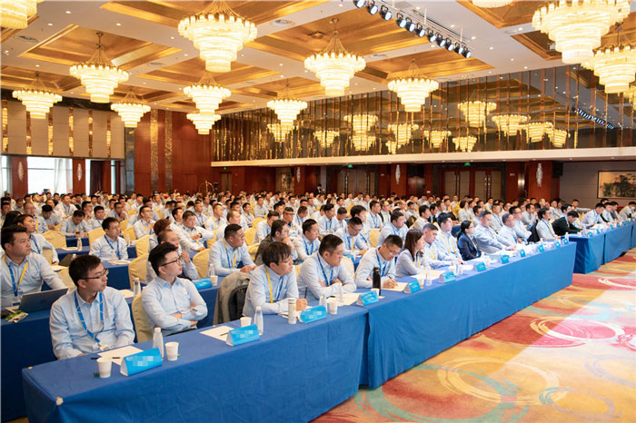 新起点、新征程、乘风破浪、砥砺前行——乐竞手机站·官方版在线管理层大会在南京隆重召开-1.jpg 新起点、新征程、乘风破浪、砥砺前行——乐竞手机站·官方版在线管理层大会在南京隆重召开-1.jpg